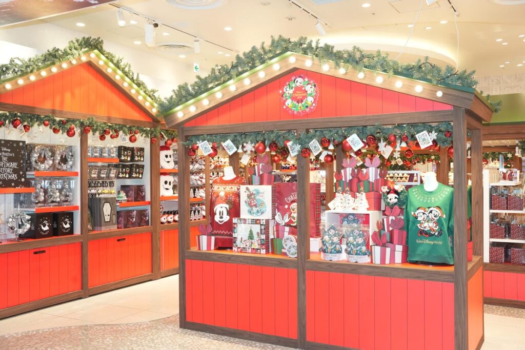 ディズニーストアにて、ホリデーシーズンを彩るアイテムが11月4日より発売！ディズニーフラグシップ東京で…