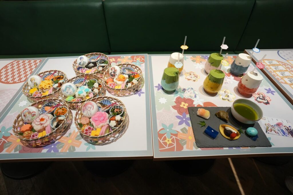 ”和モダン”をテーマにした「初音ミク Wa Modern Cafe」が東京・愛知・大阪で9月27日まで開催中！